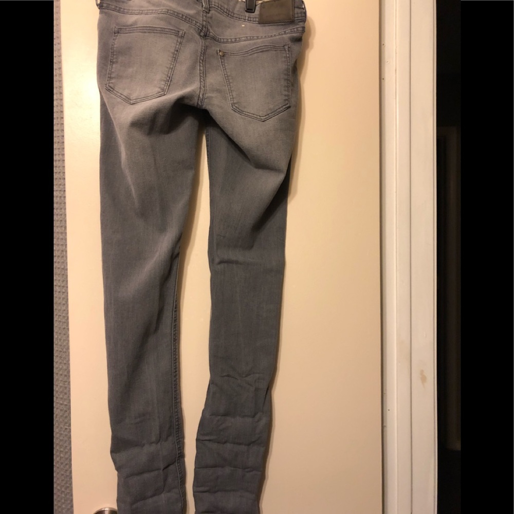 Skinny jeans